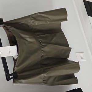 Lafayette 148 green leather skirt size 8
